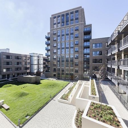 Stylish Family Sized 2 Bedroom Apartment London Exterior photo