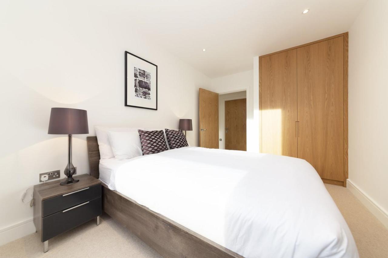 Stylish Family Sized 2 Bedroom Apartment London Exterior photo