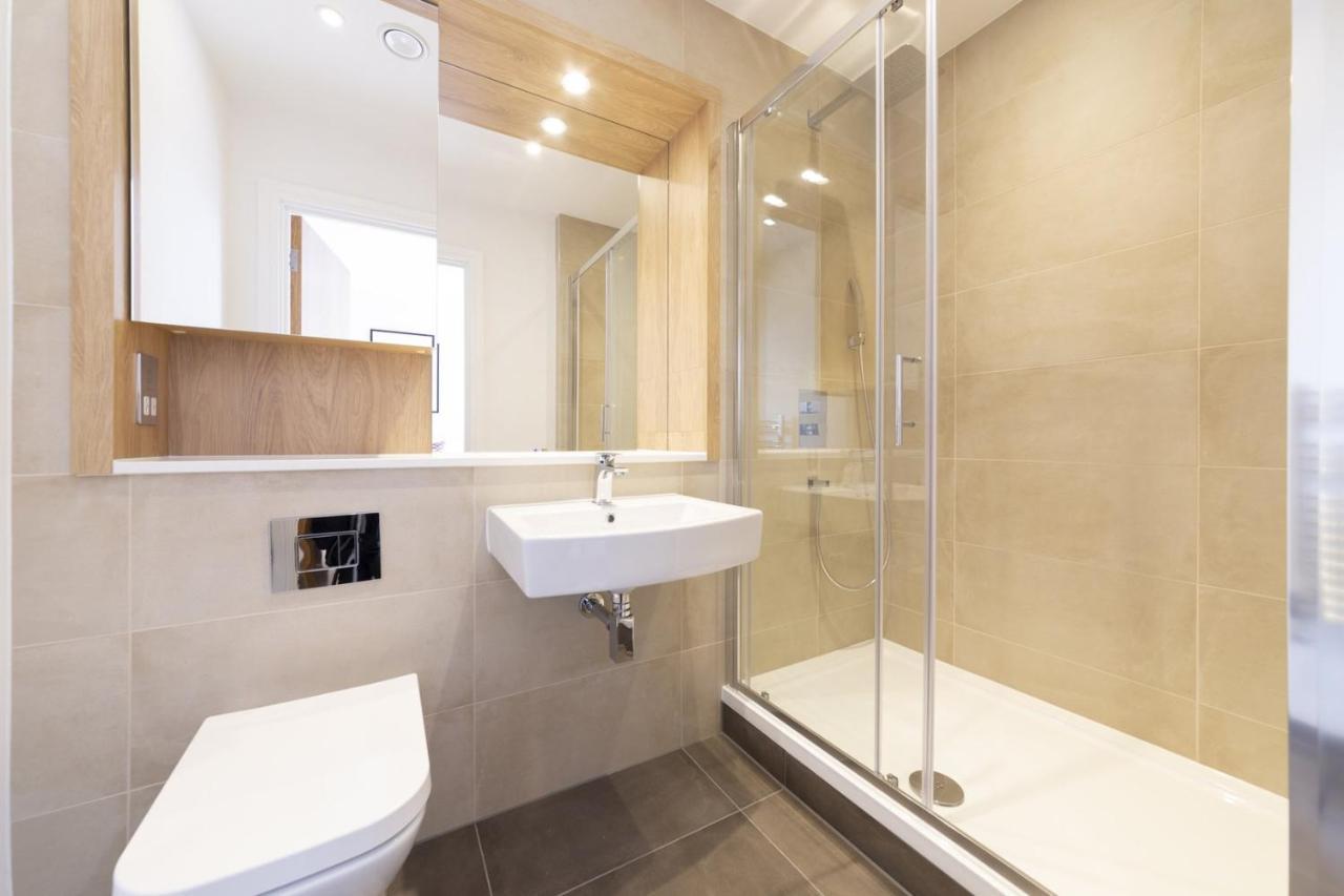 Stylish Family Sized 2 Bedroom Apartment London Exterior photo