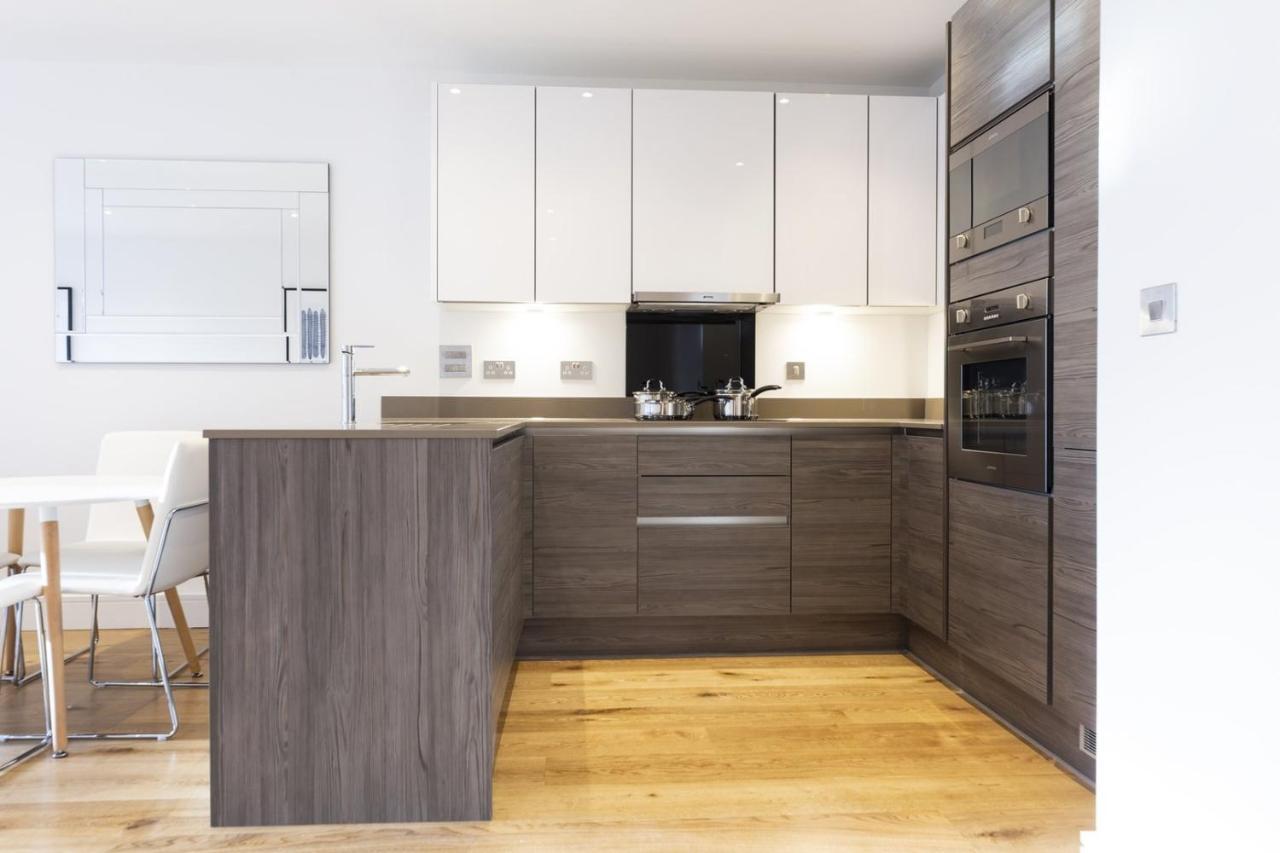 Stylish Family Sized 2 Bedroom Apartment London Exterior photo